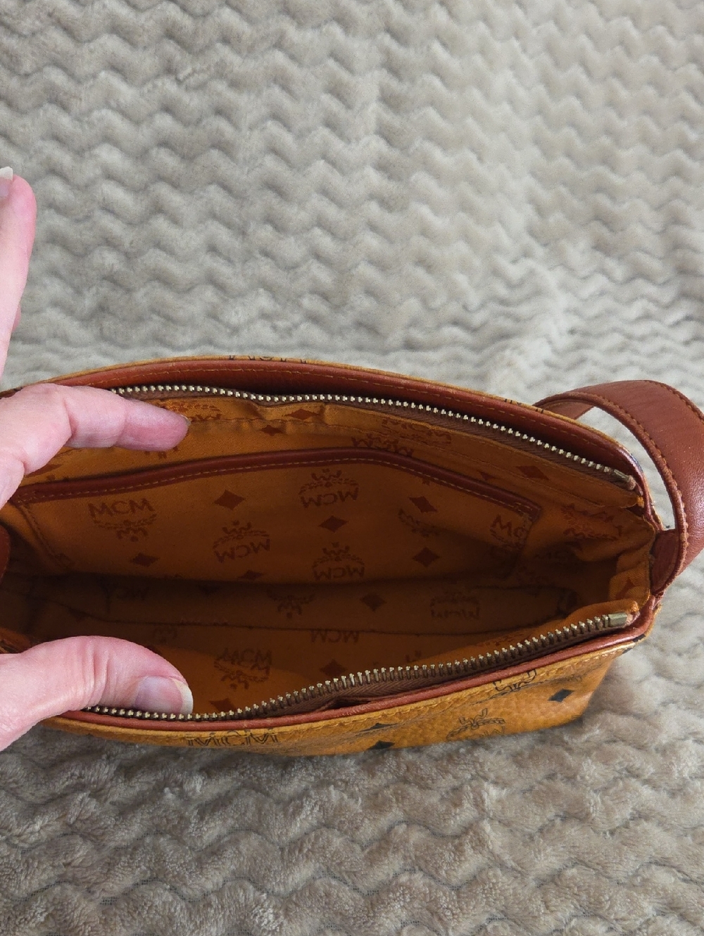 MCM Brown Visetos Monogram Crossbody Bag - Picture 10 of 11